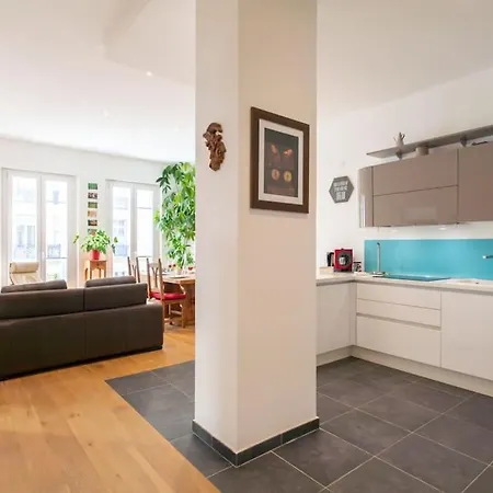 Appartement #22 Emma 2bdr Balcony Center Town 2mins Tramway Nice