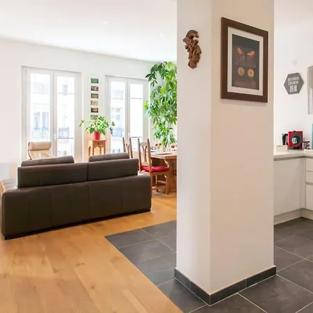 #22 Emma 2bdr Balcony Center Town 2mins Tramway Appartement