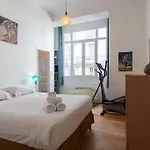 #22 Emma 2bdr Balcony Center Town 2mins Tramway Appartement