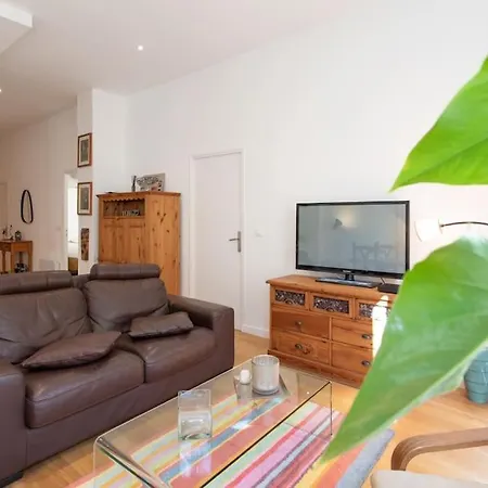 Apartman #22 Emma 2bdr Balcony Center Town 2mins Tramway